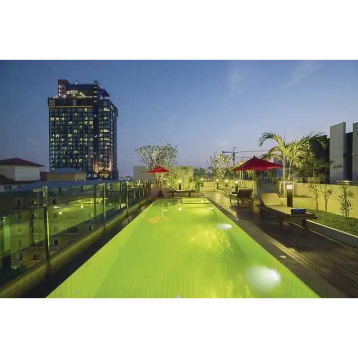 Sunshine Hip Hotel