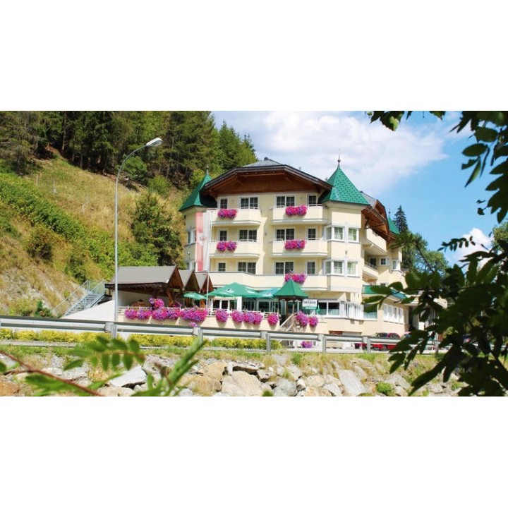 Eigene Anreise Österreich - Tirol: Bergurlaub im Hotel Höllroah