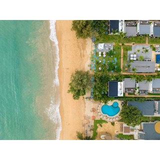 The Briza Beach Resort Khaolak