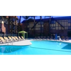 Anaheim Majestic Garden Hotel