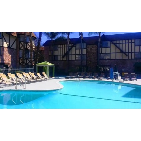 Anaheim Majestic Garden Hotel