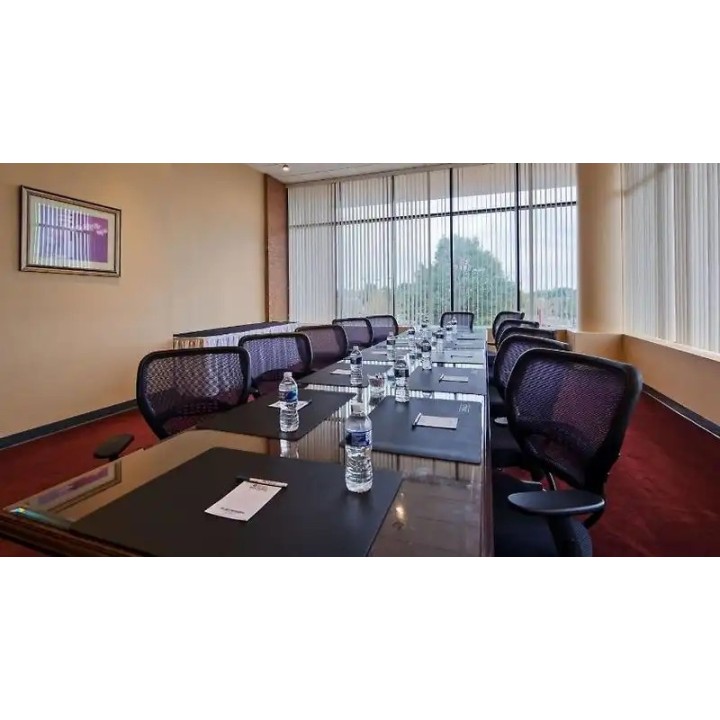 Best Western Plus Hotel & Conference Center