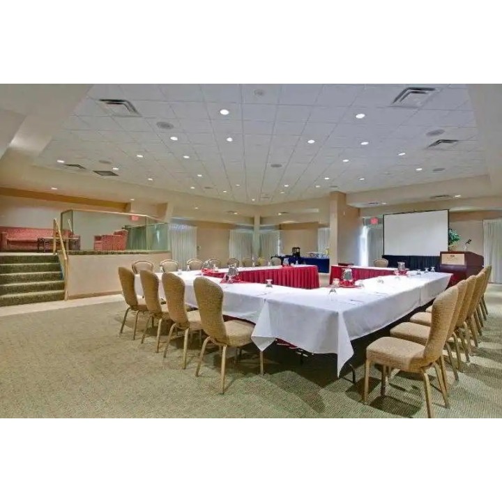 Crowne Plaza Toronto Airport