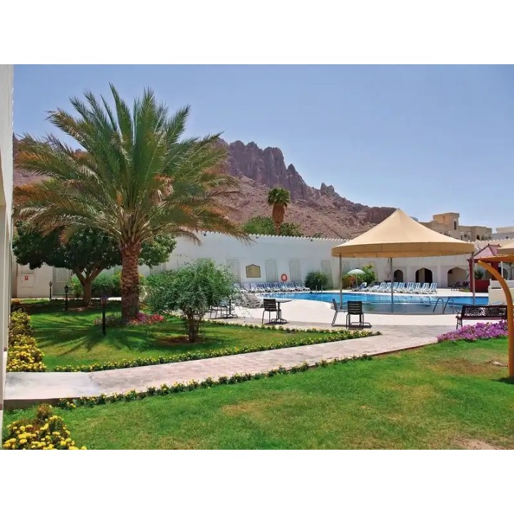 Falaj Daris Hotel