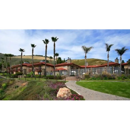 Inn at the Cove
