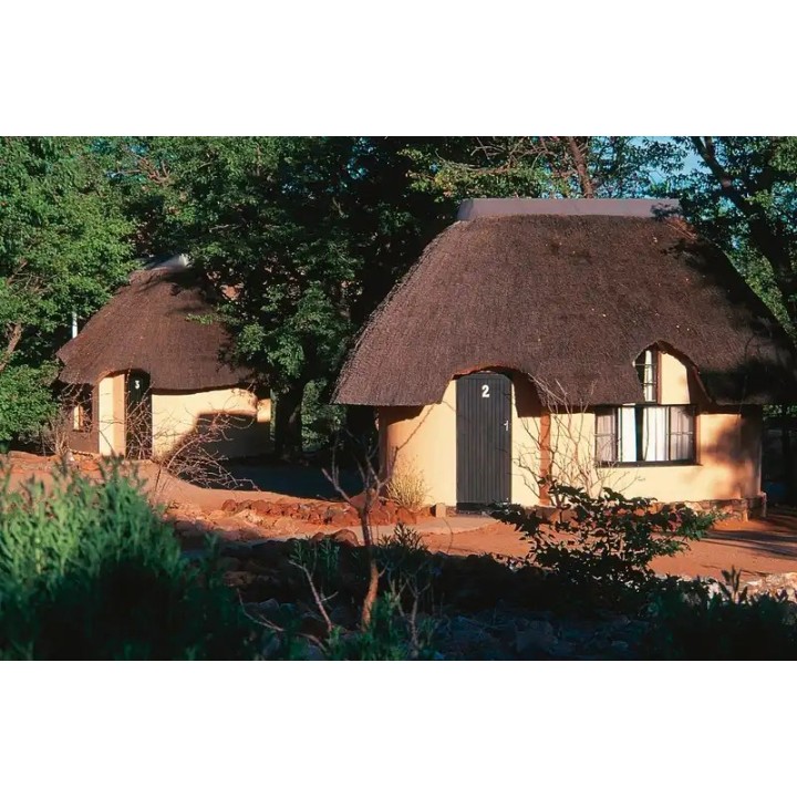 Hobatere Lodge