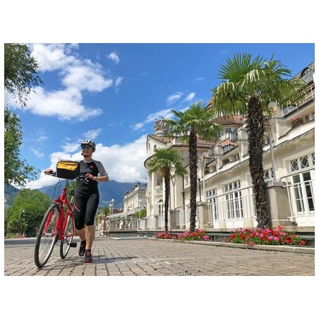 Eigene Anreise Italien - Südtirol: Bergpanoramen und historische Radwege erleben