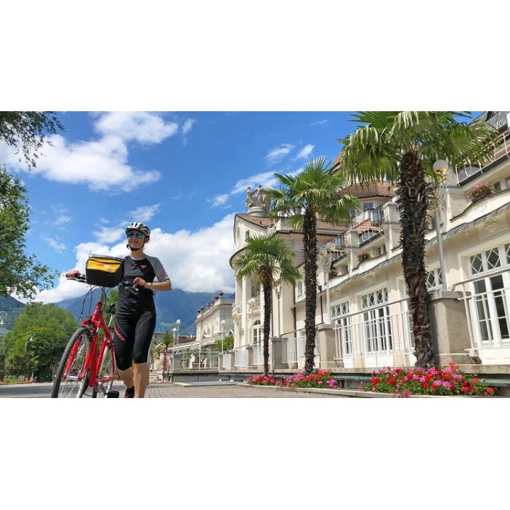 Eigene Anreise Italien - Südtirol: Bergpanoramen und historische Radwege erleben