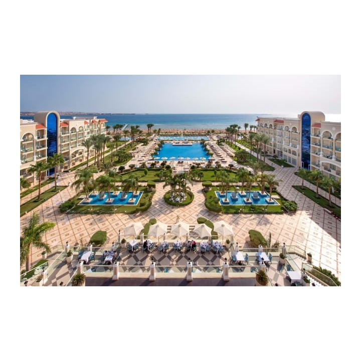 Premier Le Reve Hotel & Spa