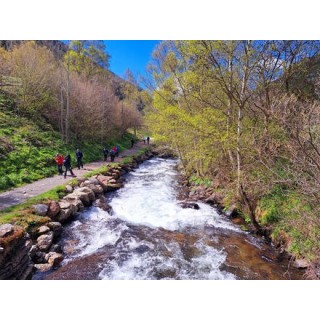 Rundreisen Andorra & Spanien: Geheime Juwelen der Pyrenäen ohne Hotelwechsel entdecken