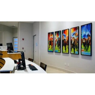 Holiday Inn Express & Suites Louisville Downtown