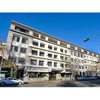 Woolloomooloo Waters Apartment Hotel