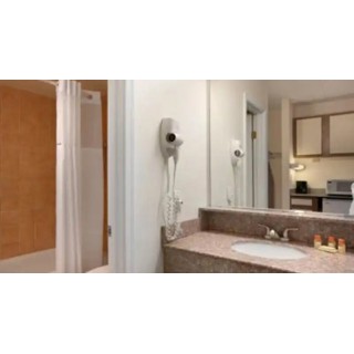 Days Inn by Wyndham Virginia Beach At The Beach