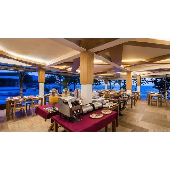 White Sand Samui Resort