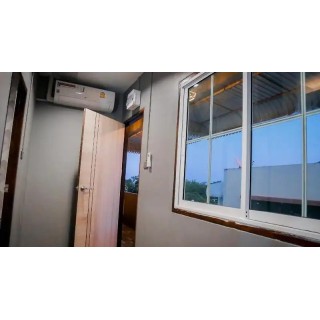 Variety D-Day Hostel  Hua-Hin