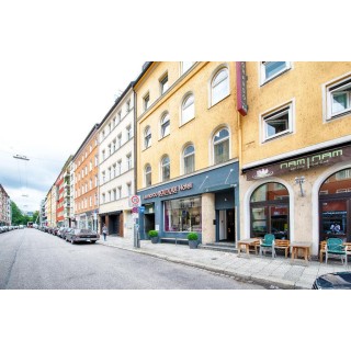 Leonardo Boutique Savoy Hotel