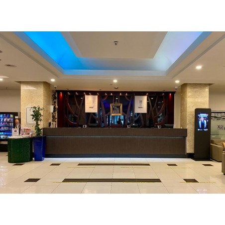 XO HOTELS BLUE TOWER