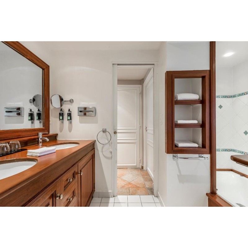 Hostellerie La Magnaneraie