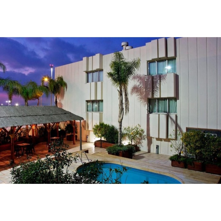 TRYP Valencia Azafata Hotel