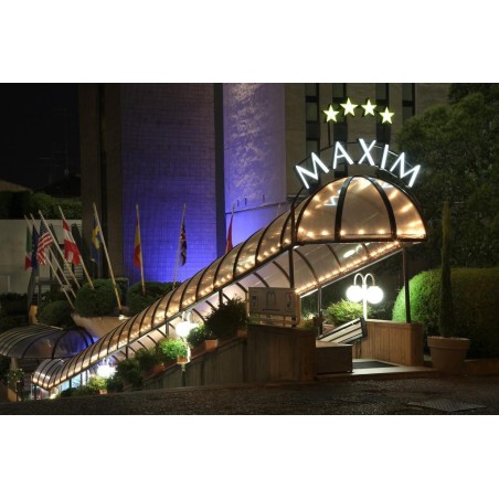 Maxim
