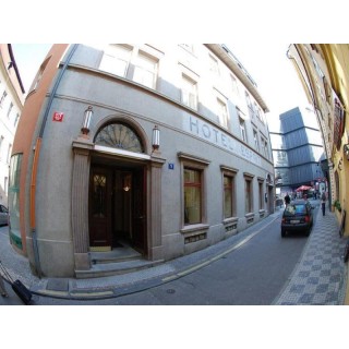 EA Hotel Royal Esprit