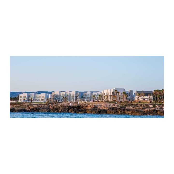 Amphora Hotel & Suites