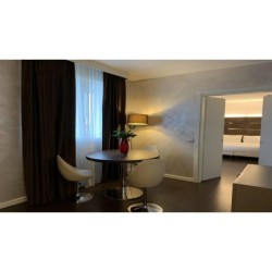 Base Hotel To Stay