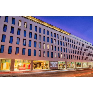 Leonardo Hotel City South