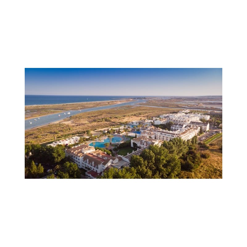 Golden Club Cabanas