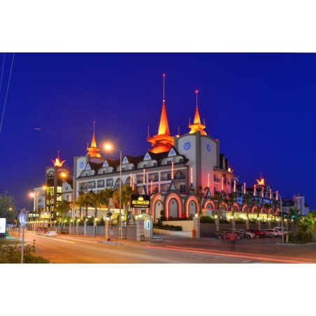 Side Crown Palace
