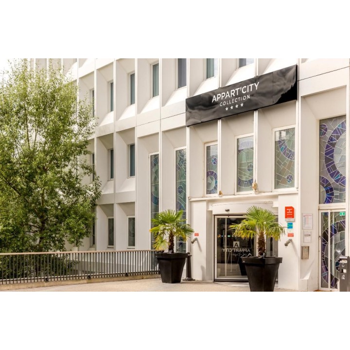 Appart’ City Confort Velizy