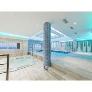 Elba Motril Beach & Business Hotel