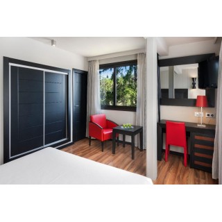 Salles Hotel Aeroport de Girona