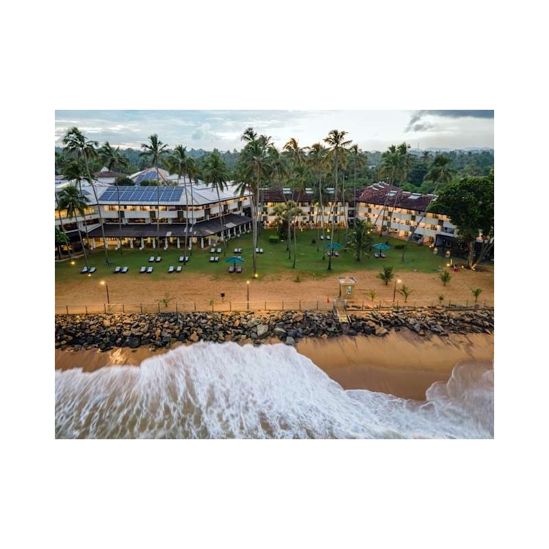 Tangerine Beach Hotel