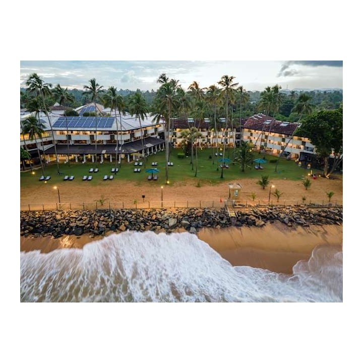 Tangerine Beach Hotel