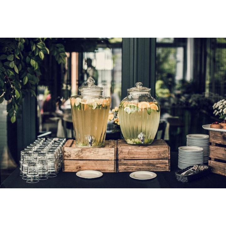 Almond Business & Spa