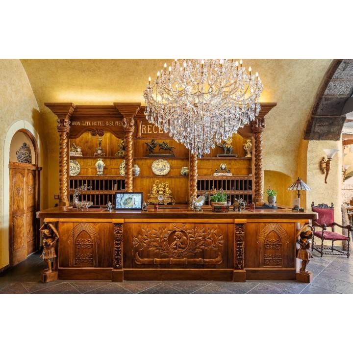 The Iron Gate Hotel & Suites