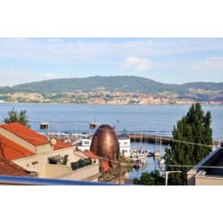 Silken America Vigo