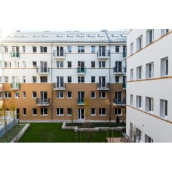 Vagabond Apartments & Suites
