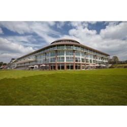 Lingfield Park Marriott Hotel & Country Club