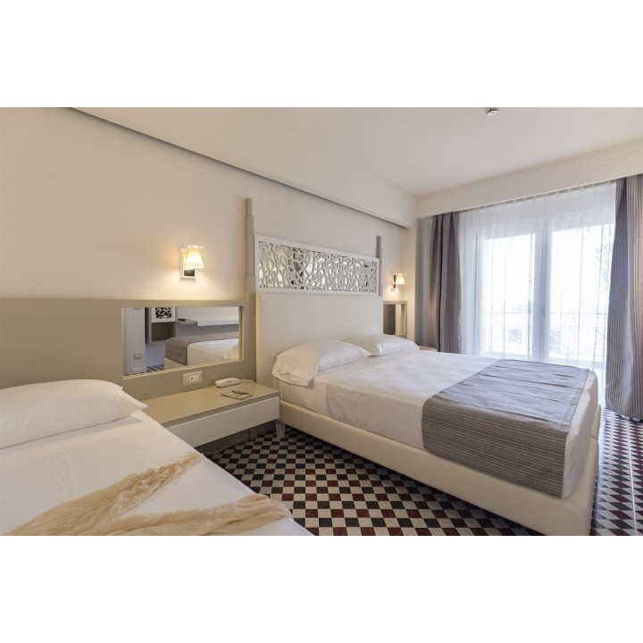 Suite Hotel L'oasi Di Riaci