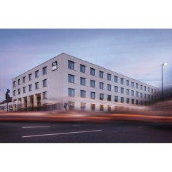 Holiday Inn - the niu, HOP FORCHHEIM