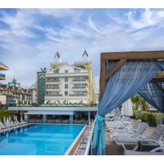 Dream World Resort & Spa