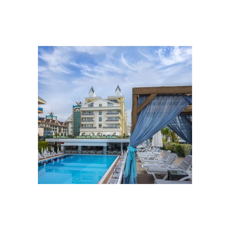 Dream World Resort & Spa