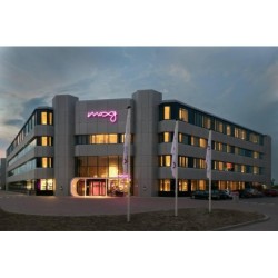 Moxy Amsterdam Schiphol Airport