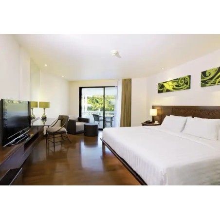 Le Meridien Phuket Beach Resort