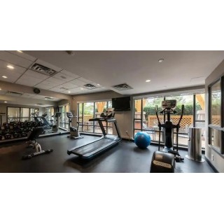 Holiday Inn Express & Suites Riverport Richmond