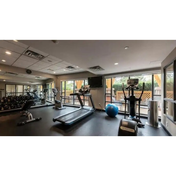 Holiday Inn Express & Suites Riverport Richmond