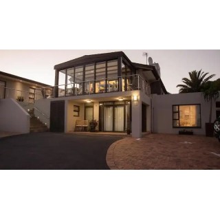 Four Palms Accommodation & Conferencing