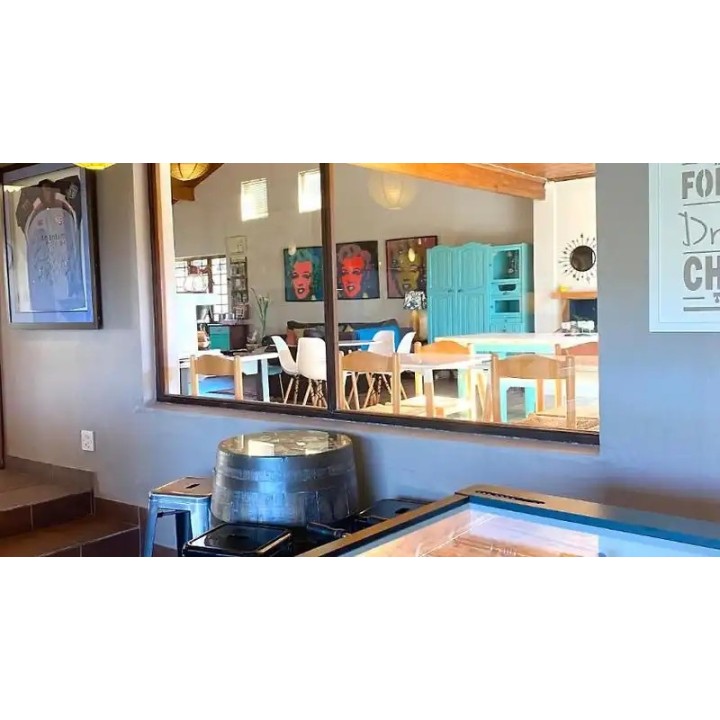 Dolphin Circle Bed and Breakfast